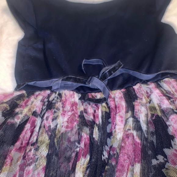 Girls Zunie dress size 5 - Picture 9 of 11